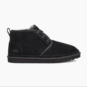 Men’s ugg boots size 8. BRAND NEW NEVER WORN